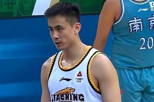 Ba rổ hướng Áo công thần! Chúc mừng sinh nhật lần thứ 27 của cầu thủ bóng rổ Sơn Tây Trương Ninh!